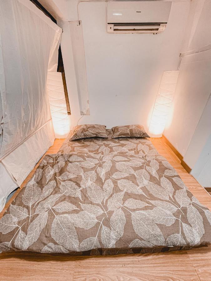 Ostic House Hostel Yogyakarta Exterior photo