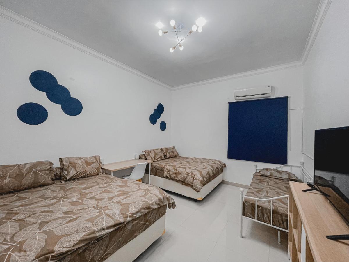 Ostic House Hostel Yogyakarta Exterior photo